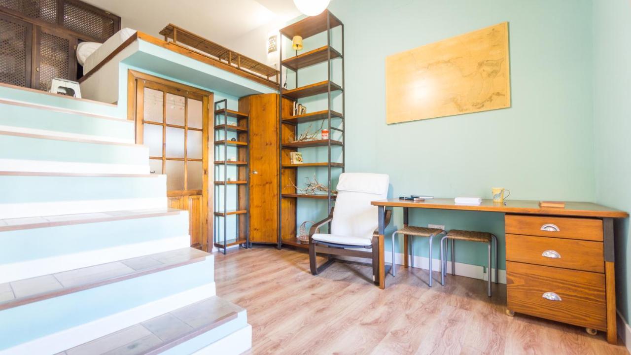 Acogedor Apartamento En Pleno Centro De Sevilla Kültér fotó