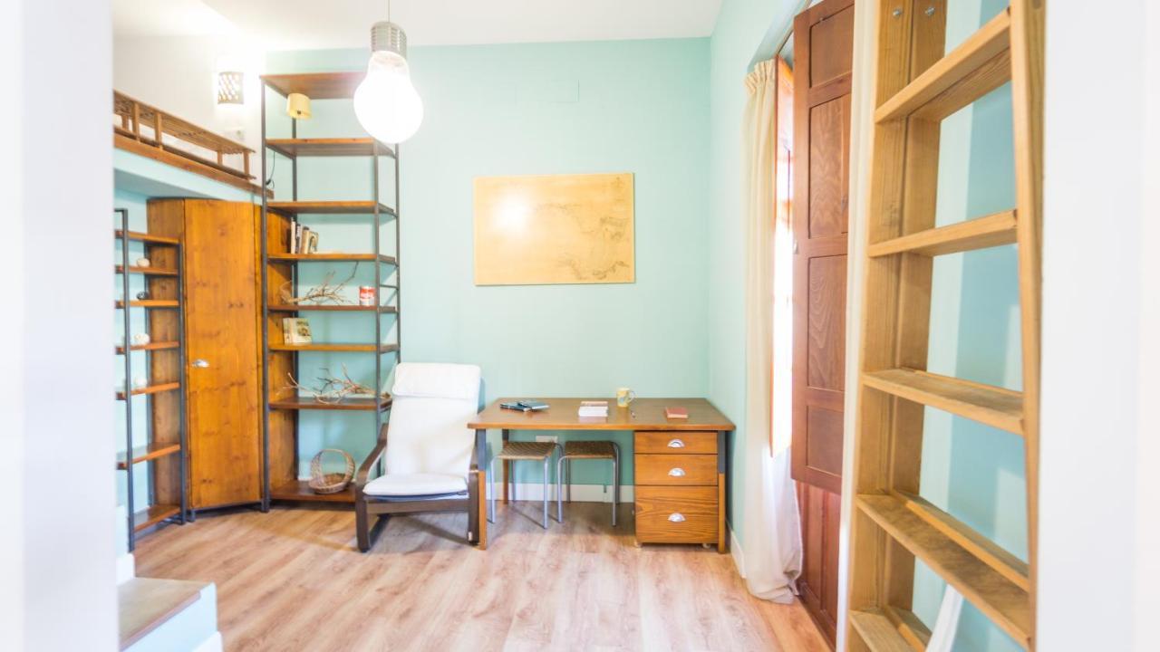 Acogedor Apartamento En Pleno Centro De Sevilla Kültér fotó