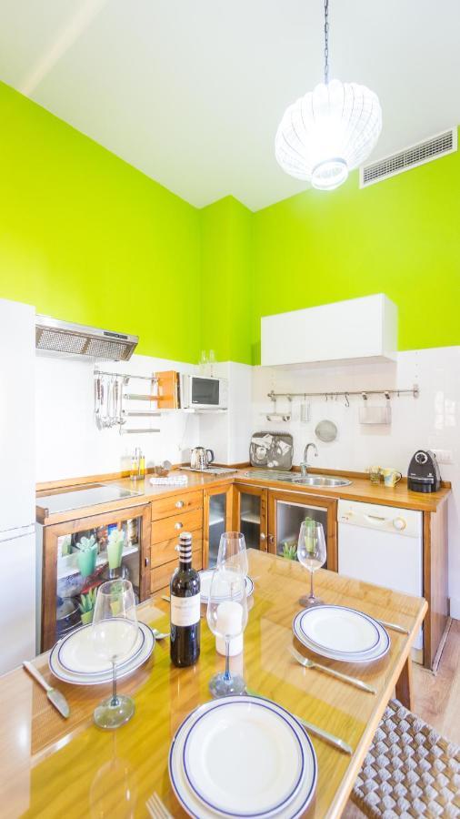 Acogedor Apartamento En Pleno Centro De Sevilla Kültér fotó