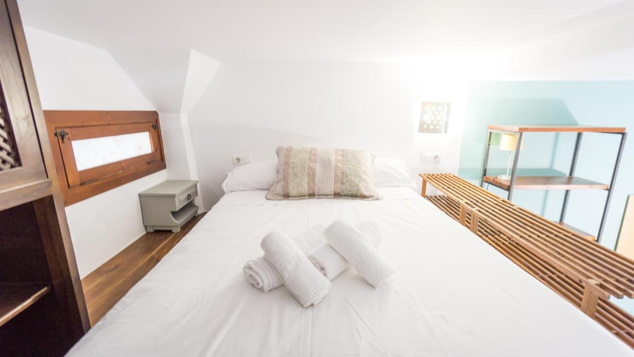 Acogedor Apartamento En Pleno Centro De Sevilla Kültér fotó